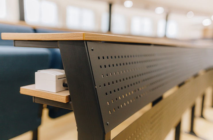 pametna rešenja za skolske klupe