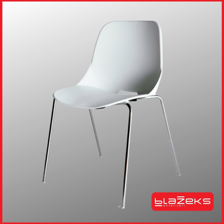 Bela konferencijska stolica sa hromiranim metalnim nogama